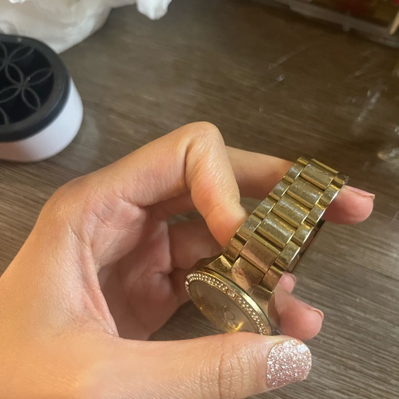 Gucci watch - Picture 5 of 6